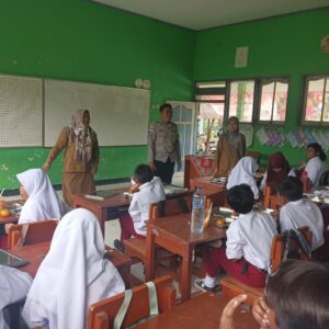 2.019 Siswa di Sekotong Terima Program Makan Bergizi Gratis Perdana