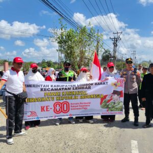 Pawai Karnaval Meriah Warnai HUT RI ke-80 di Lembar, Lombok Barat