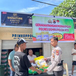 Polres Dompu gelar gerakan pangan murah untuk bantu stabilisasi harga beras