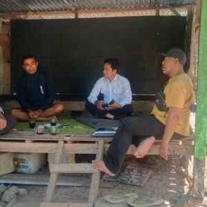 Bhabinkamtibmas Desa Lepadi Tingkatkan Sinergi dengan Warga Melalui Sambang dan Sosialisasi