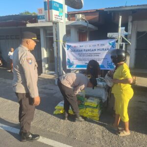 Polres Lombok Utara Gelar Gerakan Pangan Murah di Pasar Gondang