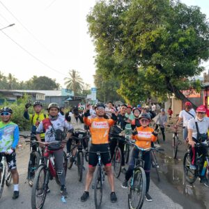 *Kapolres Lombok Utara Ikut Fun Bike Peringati HUT RI ke-80*