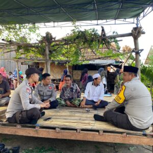 Sat Binmas Polres Lombok Utara Sambangi Tokoh dan Masyarakat