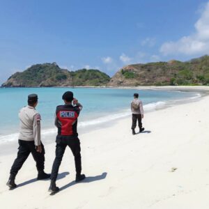 Polsek Sekotong Perkuat Patroli di Pulau Sepatang dan Dusun Panggang