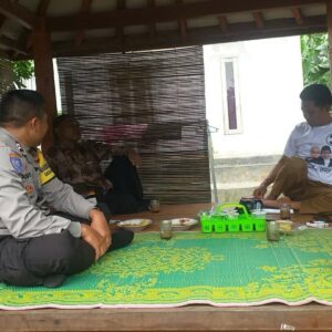 Bhabinkamtibmas Jagaraga Dorong Petani Karang Bucu Perkuat Ketahanan Pangan