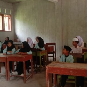 Polres Lombok Utara Tanamkan Nilai Toleransi dan Persaudaraan pada Generasi Muda