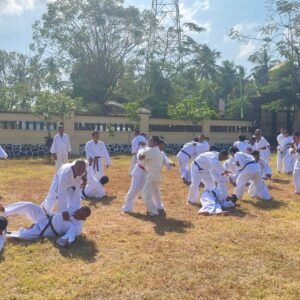 Bag SDM Polres Lombok Utara Laksanakan Latihan Bela Diri Polri Bagi Personel yang Akan Naik Pangkat