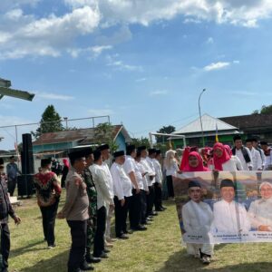 POLSEK SEKONGKANG AMANKAN PELAKSANAAN PAWAI TA’ARUF MTQ KE-XXI TINGKAT KABUPATEN SUMBAWA BARAT