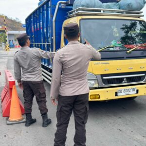 Polsek KPL Tano Gelar KRYD di Pelabuhan Poto Tano, Perketat Pengawasan Gerbang Pulau Sumbawa