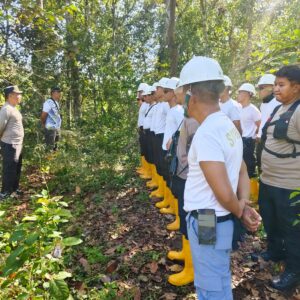 Patroli Gabungan Polsek Sekongkang Bersama Security G4S Jaga Kamtibmas Area Obvitnas