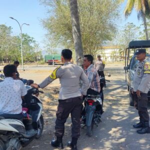 Patroli Polsek Taliwang Tingkatkan Keamanan di Area Terminal