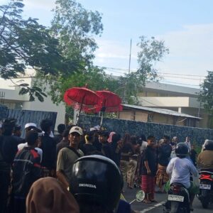 Polsek Sekotong Amankan Prosesi Nyongkolan di Desa Persiapan Pesisir Mas