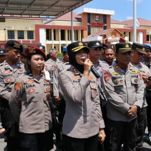 Demo Tambang di Sumbawa, Kapolres Marieta Ajak Masyarakat Pahami Prosedur Hukum