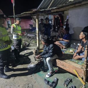 Patroli Malam, Berikan Himbauan kepada Pemuda Terkait Jam Malam Pelajar