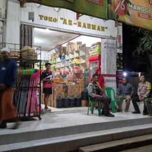 Melalui Patroli KRYD, Polsek Monta Pantau Aktivitas Masyarakat dan Cegah Potensi Guankamtibmas