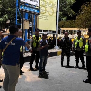 Ciptakan Rasa Aman, Polsek Kawasan Pelabuhan Laut Tano Gelar Patroli Dialogis Malam Hari