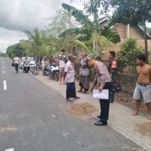 Sat Lantas Polres Loteng Olah TKP Kecelakaan Maut di Pujut. ‎ ‎