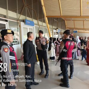 Polres Sumbawa Tingkatkan Patroli Keamanan di Bandara Sultan Kaharudin