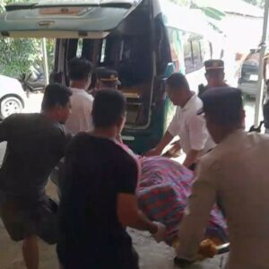 Diduga Dibakar Api Cemburu, Suami Tega Bunuh Istri di Kota Bima – Polres Bima Kota Evakuasi Korban