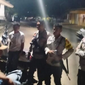 Antisipasi Segala Bentuk Kejahatan di Malam Hari, Polsek Woha Aktif Menggelar Patroli KRYD