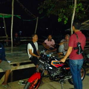 Polsek Langgudu Gelar Patroli Blue Light dan Dialogis di Titik Rawan Kamtibmas