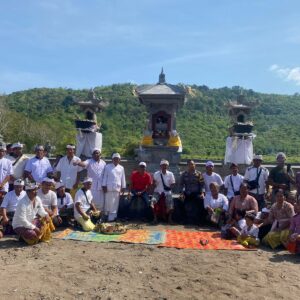 BHABINKAMTIBMAS DESA NANGA TUMPU JALIN SILATURAHMI DAN HIMBAU WARGA JAGA KAMTIBMAS