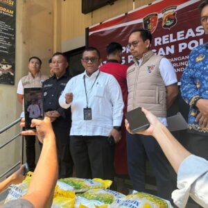 Berkas Perkara Rampung, Ditreskrimsus Polda NTB Serahkan Tersangka dan Barang bukti ke Kejaksaan