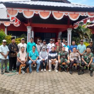 PEMBANGUNAN BATALYON TERITORIAL DI DOROMBOHA DISOSIALISASIKAN, KAPOLSEK PEKAT AJAK WARGA DUKUNG PROGRAM PEMERINTAH