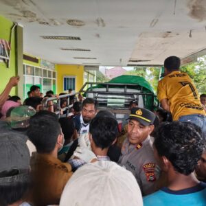 TRAGEDI DI DOMPU: DUA PETANI TEWAS TERSAMBAR PETIR, TIGA KRITIS