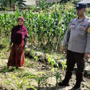 Polsek Labuapi Ubah Pekarangan Jadi ‘Lumbung Hidup’ Warga