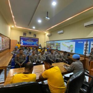 Kapolres Dompu Pimpin Sosialisasi Larangan PNPP dan Keluarga Bergaya Hedon