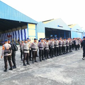 Respons Cepat Bencana: Polri Siagakan 87 Ribu Personel dan Perkuat Bantuan Logistik ke Sumatera