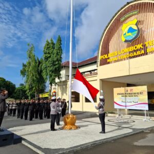 Polres Loteng Gelar Upacara Hari Ibu ke-97, “Perempuan Berdaya dan Berkarya Menuju Indonesia Emas 2045