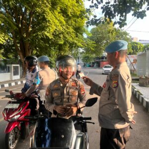 Sie Propam Polres Dompu Laksanakan Gaktiplin Personel, Tingkatkan Disiplin dan Keteladanan Anggota