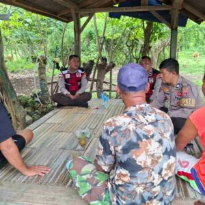 Polsek Sekotong Perkuat Cooling System di Batu Kumbu
