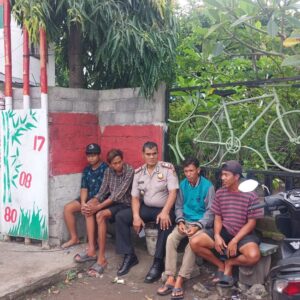 Kasat Binmas Polres Dompu Tatap Muka Warga Kelurahan Bali, Sampaikan Himbauan Kamtibmas dan Antisipasi Cuaca Ekstrem