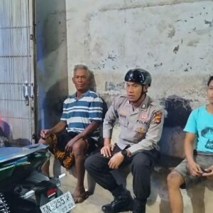 Sambang Humanis, Bhabinkamtibmas Polsek Woha Imbau Warga Binaan Jaga Harkamtibmas Jelang Pergantian Tahun Baru