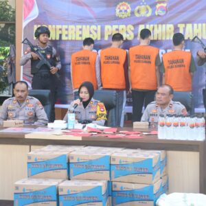 Sukses Tekan Kriminalitas, Polres Sumbawa Ungkap Puluhan Kasus Menonjol di Rilis Akhir Tahun