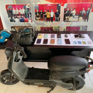 Spesialis Pencurian HP Dibekuk, Polsek Rasana’e Barat Sita 9 Unit Barang Bukti