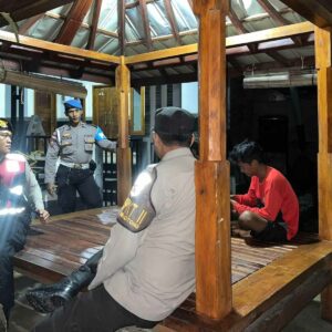 Upaya Polsek Sekotong Jaga Kamtibmas Melalui Patroli Malam Dialogis