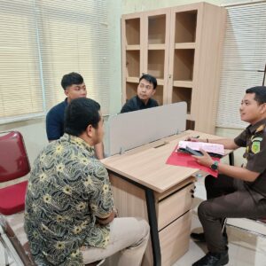 Sat Reskrim Polres Dompu Limpahkan Tersangka Perkara Pencurian dengan Pemberatan ke Kejaksaan