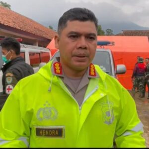 Den K9 SAR Ditpolsatwa Korsabhara Baharkam Polri Siap Perkuat Penanganan Bencana Longsor di Cisarua, Bandung Barat