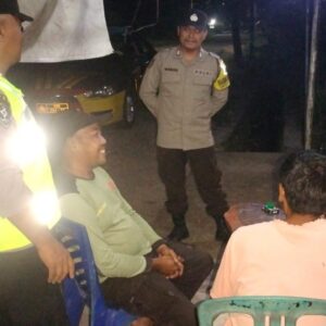 Polsek Jereweh Laksanakan Patroli Dialogis Mantap di Desa Dasan Anyar