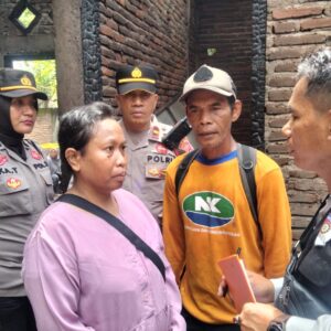 Polsek Rasanae Timur Polres Bima Kota Datangi TKP Kebakaran, Imbau Warga Waspadai Kelalaian Listrik dan Api Terbuka