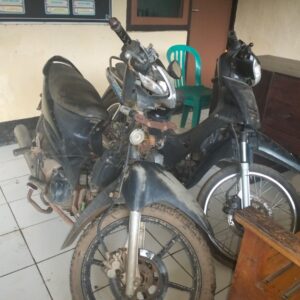 Unit Reskrim Polsek Wawo Polres Bima kota Amankan Terduga Pelaku Curanmor R2 di Desa Kambilo