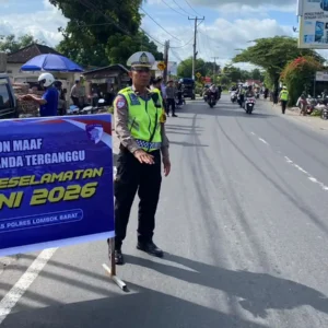 Ops Keselamatan Rinjani 2026: Satlantas Polres Lobar Edukasi Pengendara