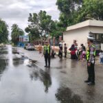 Sat Lantas Polres Dompu Laksanakan Pengamanan Sidang di Pengadilan Negeri Dompu