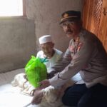 Indahnya Berbagi di Bulan Suci Ramadhan, Polsek Bolo Santuni Lansia