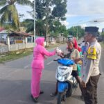 Ramadhan Penuh Berkah, Polsek Pajo Berbagi 250 Takjil untuk Pengguna Jalan