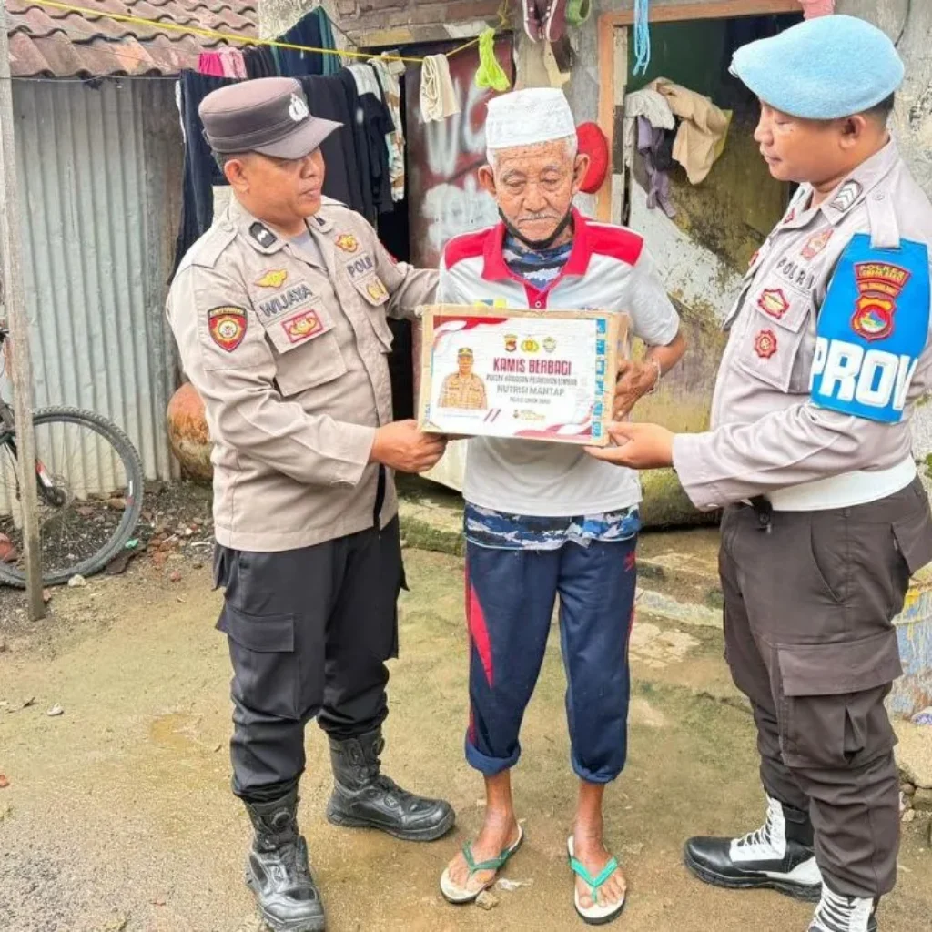 Implementasi Nutrisi Mantap di Lembar Selatan: Cara Humanis Polisi Dekap Masyarakat Lewat Pangan Bergizi